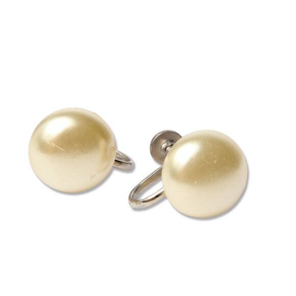 Vintage Faux Pearl Clip On Earrings Screw-On 1960s Cream Silver Classic MCM - Picture 1 of 5